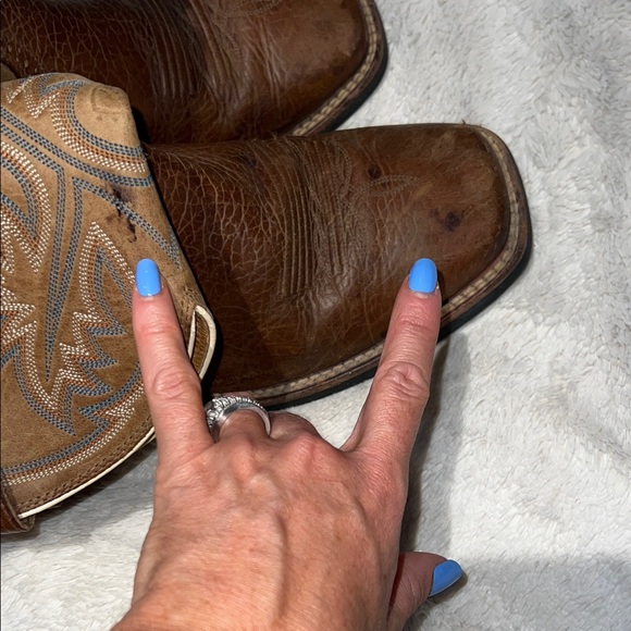 Brown Leather Cowboy Boots Ariat Size 11.5 D - Picture 9 of 9